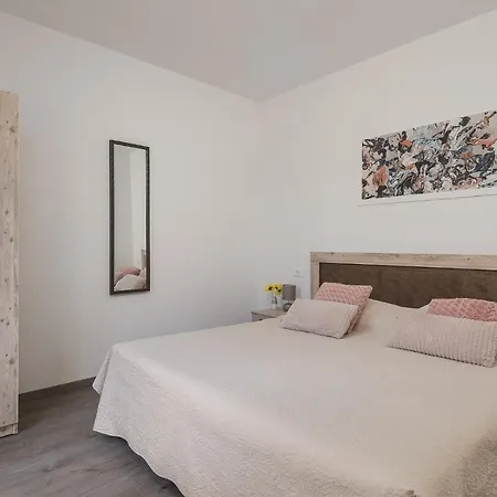 Sky Airport Bed & Breakfast